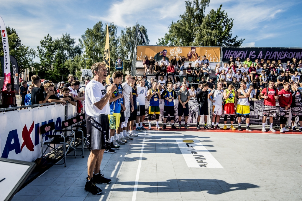 FOTO: "Ghetto Basket" uz Ventspili, Grabovskis un Bulduris uz Grīziņkalnu