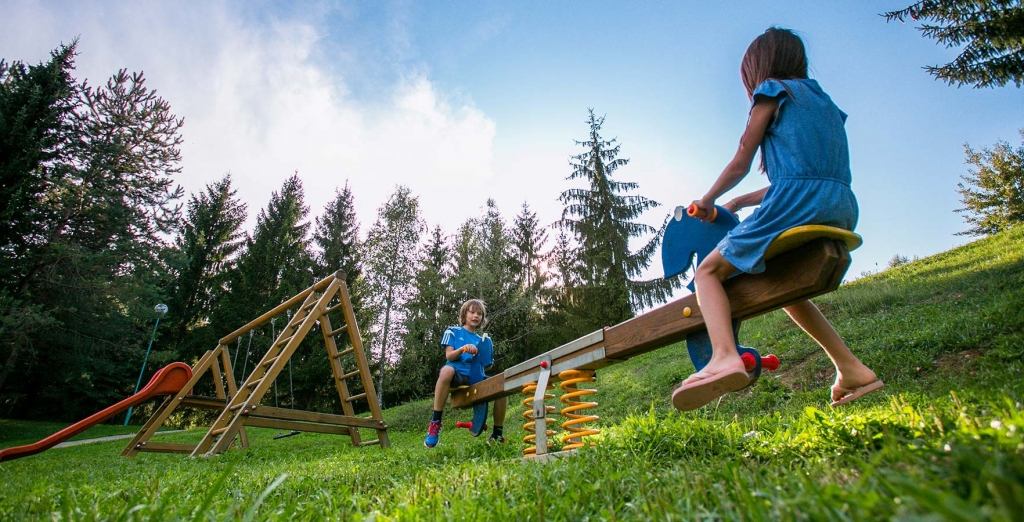 Daudzbērnu ģimenes var pieteikt bērnus bezmaksas nometnei