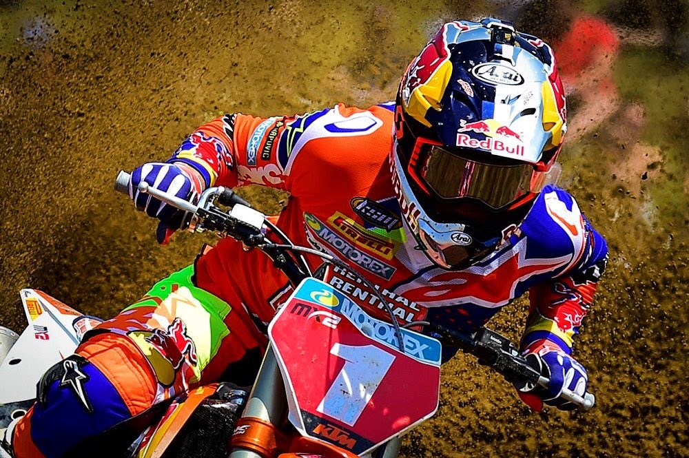 Jonass ceturtajā vietā pasaules čempionāta posma pirmajā braucienā