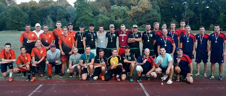 "Dunalkas" futbolisti kļūst par Aizputes novada čempioniem futbolā