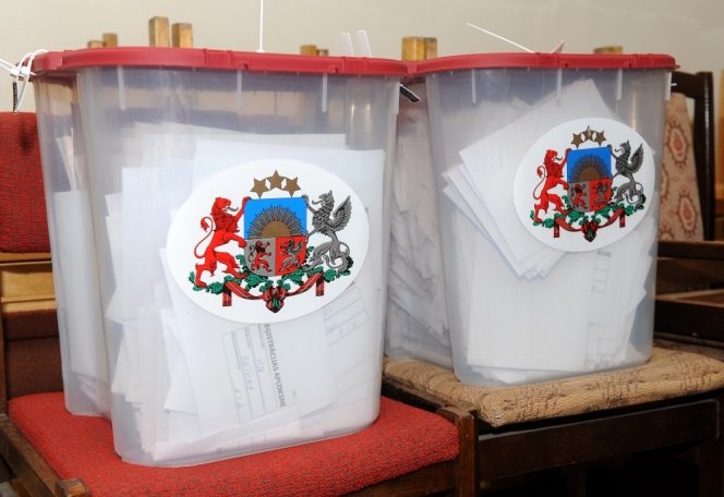 Saeimas vēlēšanām iesniegti 16 kandidātu saraksti