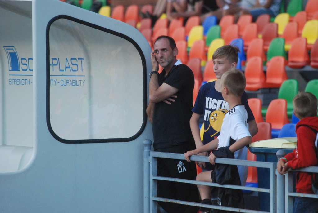 "Liepāja"/"Mogo" jaunajam galvenajam trenerim nav Eiropā derīgas licences un tuvākajā laikā viņš komandu spēļu laikā nevadīs