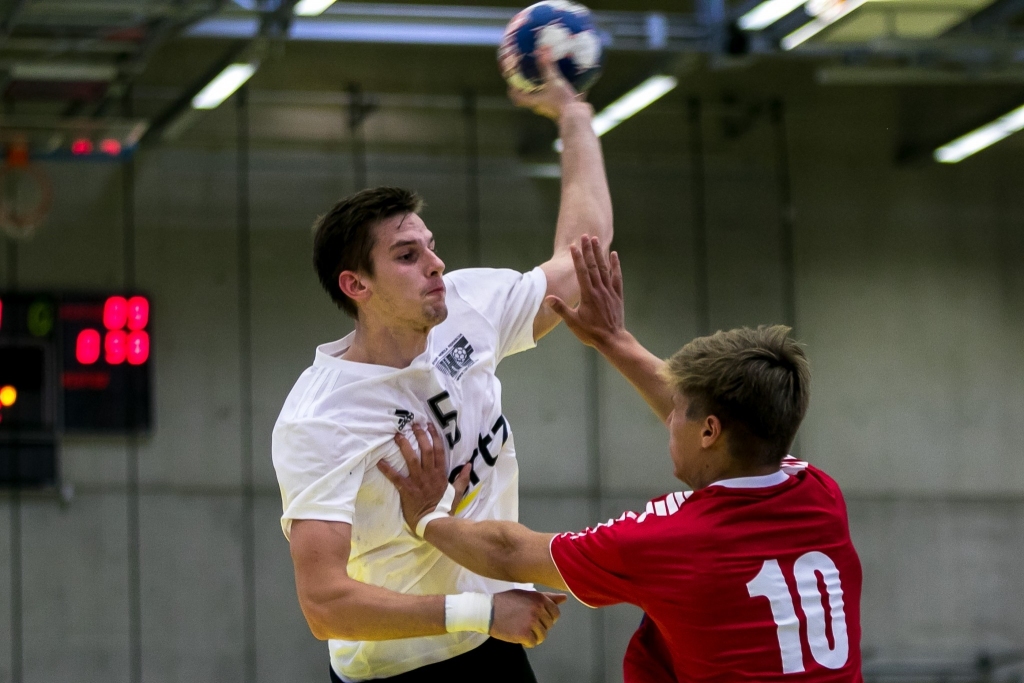 Latvijas handbolisti uzvar Kosovu, Jurģim Strēlim pieci vārti