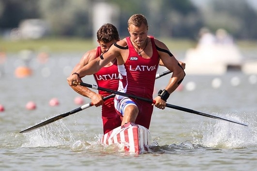 Trīs Latvijas laivas iekļūst B finālos pasaules čempionātā smaiļošanā un kanoe airēšanā