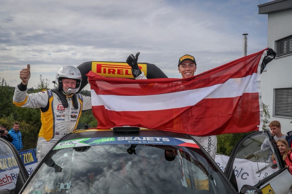 Rallija braucējs Sesks ERČ posmā Čehijā izcīna uzvaru savā klasē