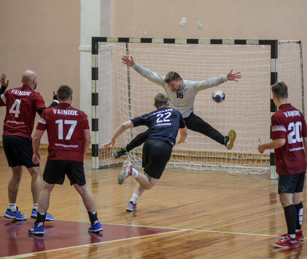 FOTO: Ilzes Strēles fotomirkļi no "Vaiņodes" pārliecinošās uzvaras pret "ASK/LSPA"