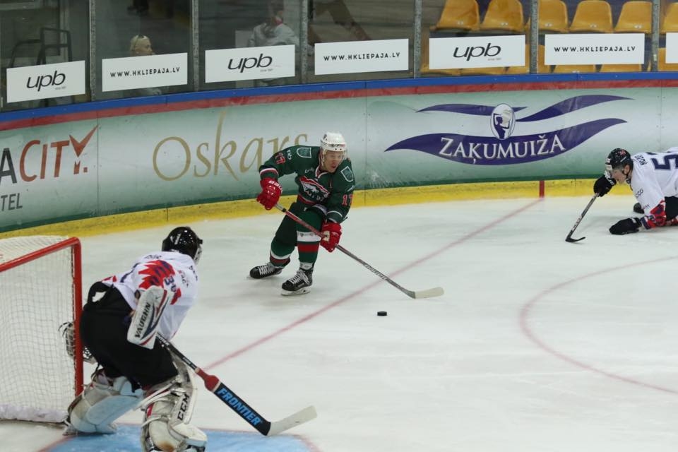 FOTO: "Liepāja" pret "Prizmu" izvirzās vadībā, bet pēc tam ielaiž septiņus vārtus