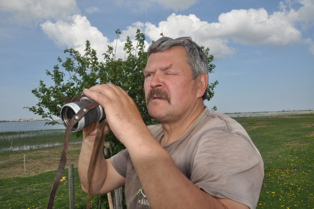 Skatu pāri ezeram uz Liepāju vairs neaizsedz nekas