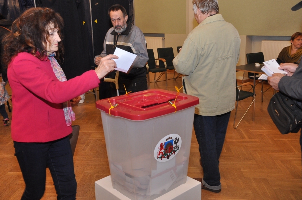 Starp lielākajām Latvijas pilsētām aktīvākie vēlētāji Valmierā, Liepāja trešajā vietā