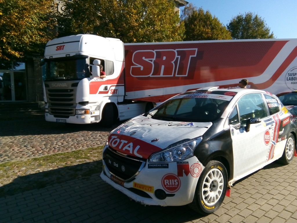 FOTO: "Rally Liepāja" dalībnieki ierodas Liepājā