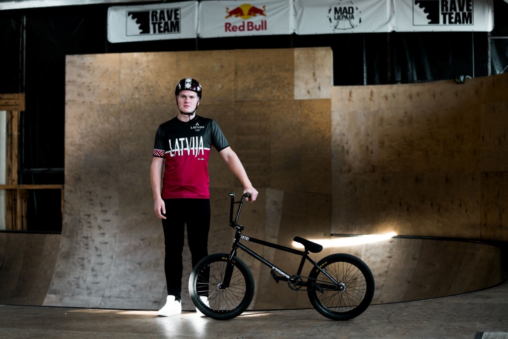 Liepājas BMX frīstailists Patriks Vīksna izcīna trešo vietu Pasaules Jaunatnes Olimpiādē