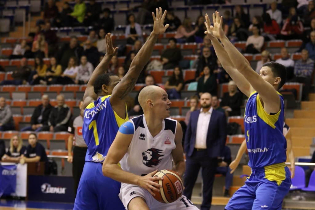 "Liepāja" Kurzemes derbijā graujoši zaudē "Ventspilij"