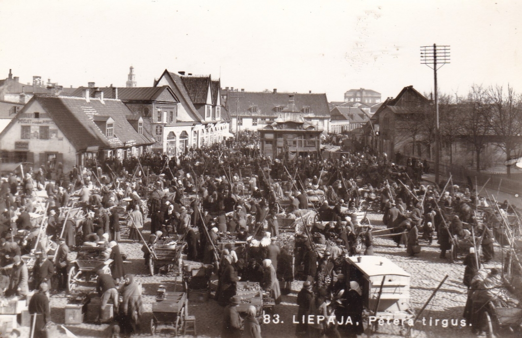 Ar ābolu vezumu uz Liepāju