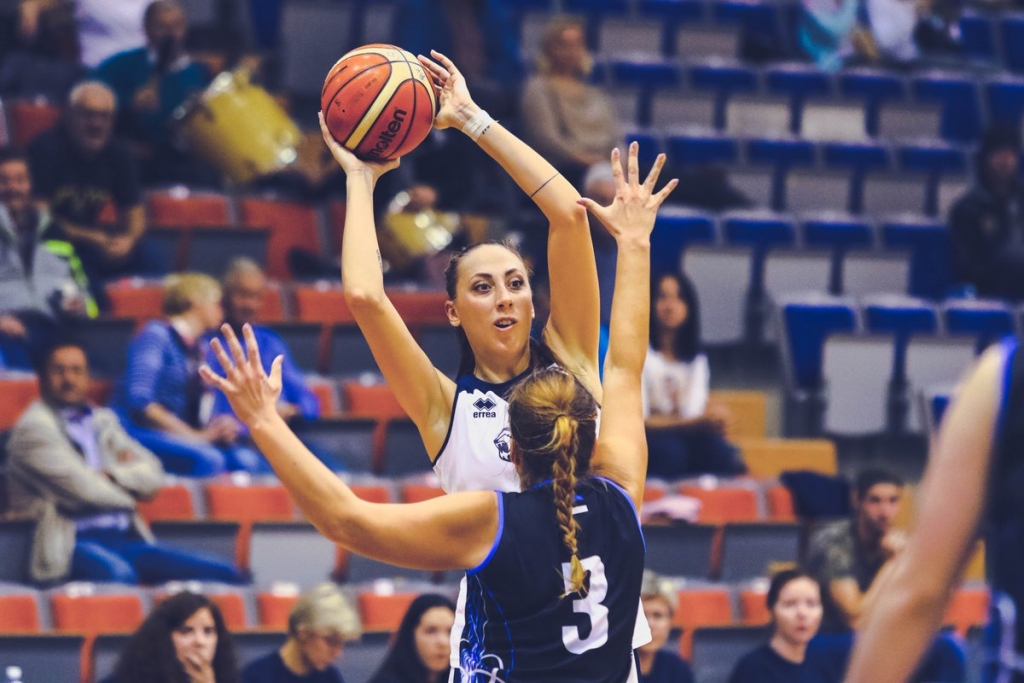 "Liepājas"/LSSS un "Daugavpils Universitātes" basketbolistes svin uzvaras apvienotā čempionāta spēlēs