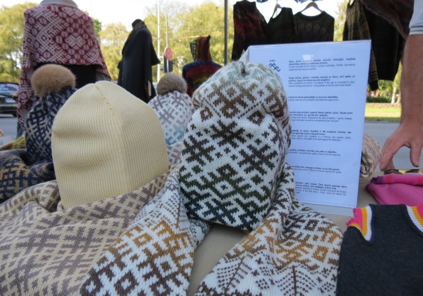 Rožu laukumā notiks Latvijas amatnieku un mājražotāju svētku tirdziņš