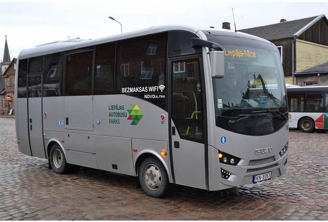 Autobuss Nīcas novada pieturās neuzņem pasažierus; LAP skaidro notikušo situāciju