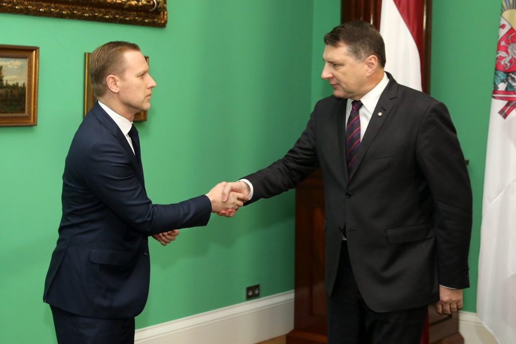 Prezidents izveidot valdību uztic Gobzemam
