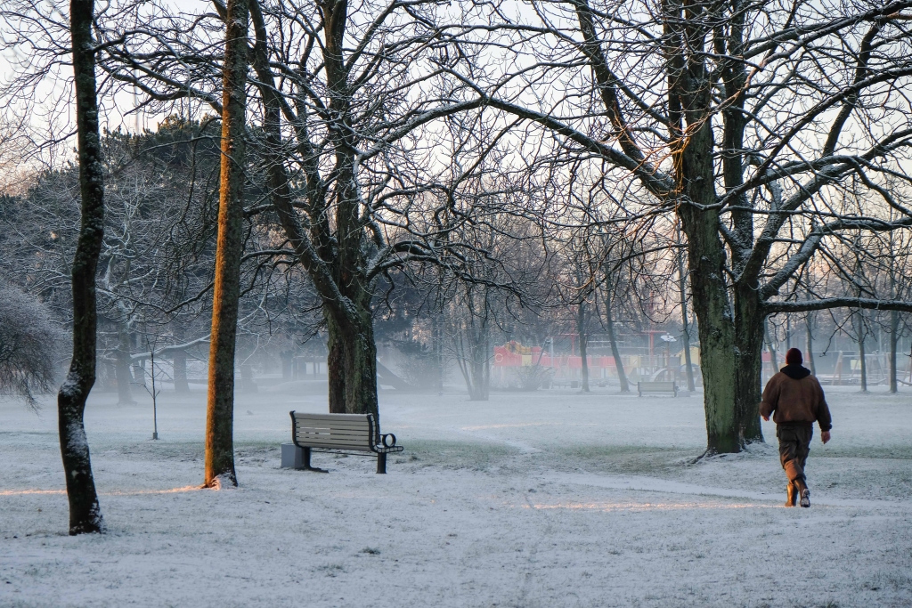 FOTO: Liepāja sagaida pirmo sniegu