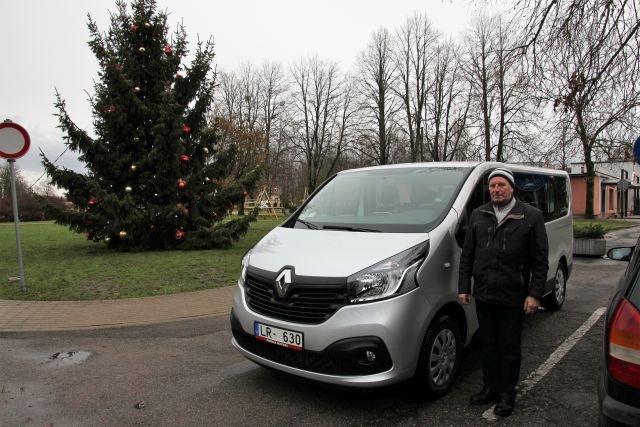 Nīcas novadā tālajos braucienos dodas jauns mikroautobuss