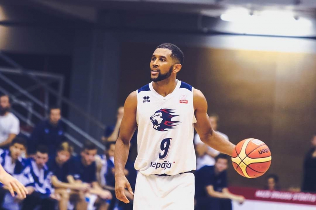"Liepājas" un "Ventspils" basketbolisti uzvar Latvijas-Igaunijas līgas spēlēs