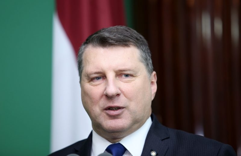 Vējonis Ziemassvētkos novēl ticību, kas iedvesmo labiem darbiem