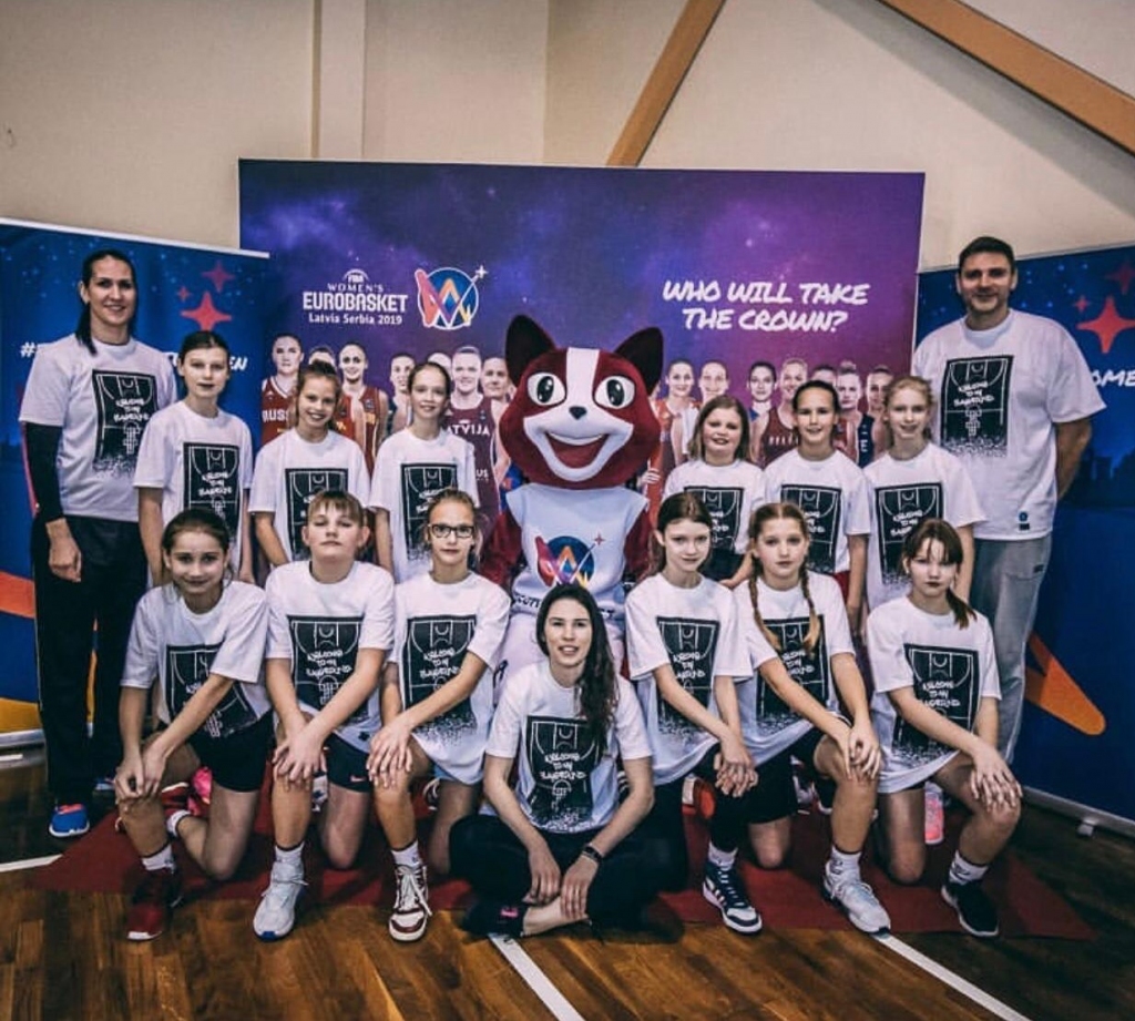 LSSS jaunā basketboliste piedalās starptautiska projekta nometnē