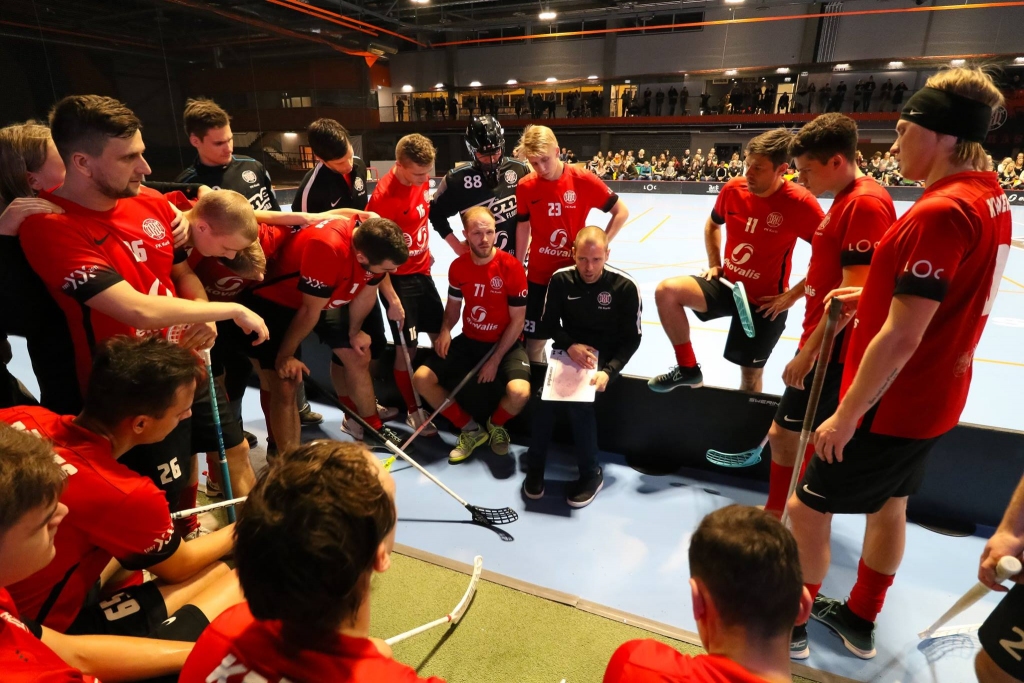 Liepājas "Kurši"/"Ekovalis" florbolisti gūst 19 vārtus Latvijas čempionāta mačā