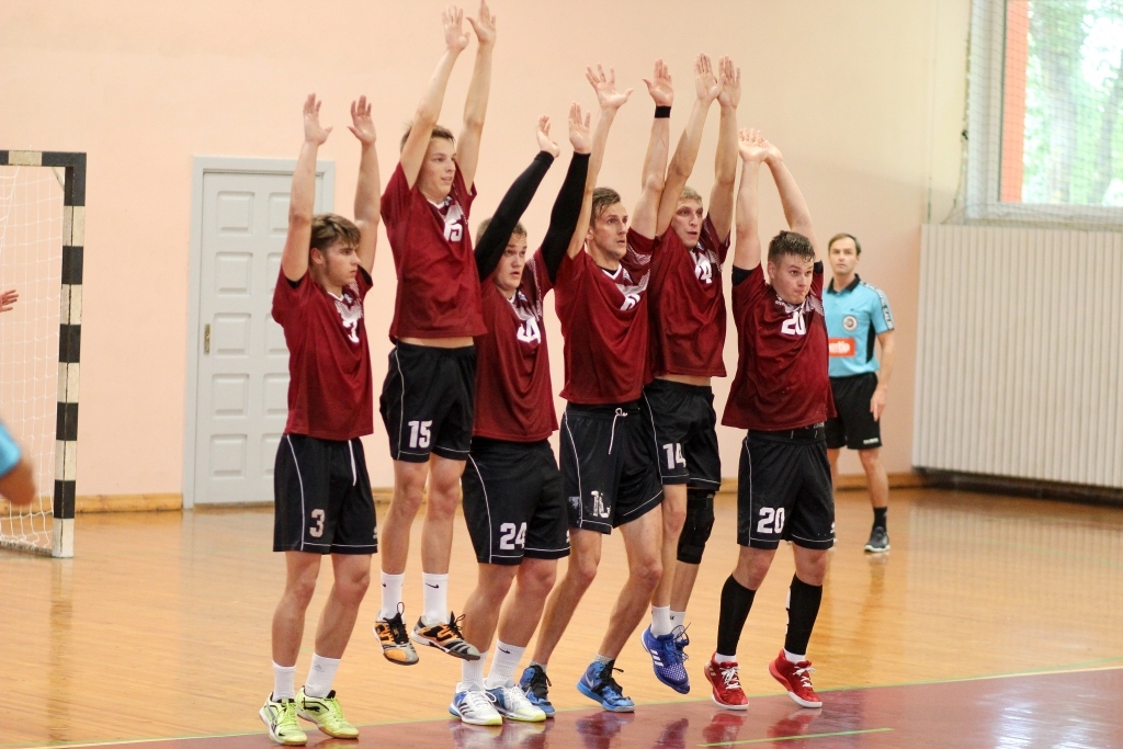 "Vaiņodes" handbolisti virslīgā savā laukumā zaudē "Jūrmalas sportam"