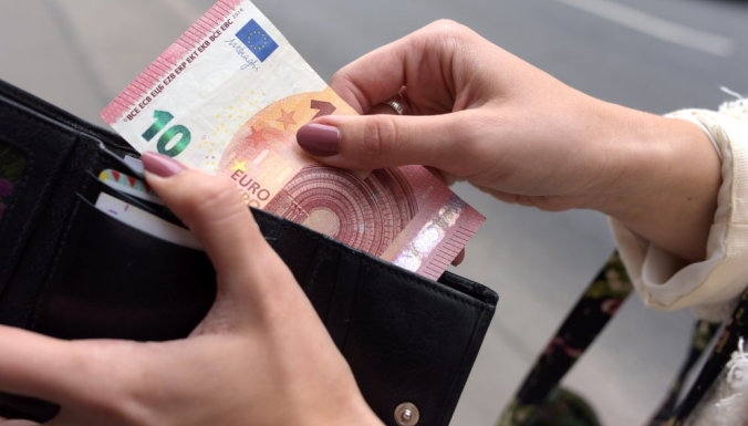 Ja līdz martam nebūs rasta nauda pedagogu algām, pedagogi aprīlī dosies ielās un pieļauj streiku