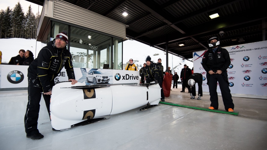 FOTO: Ķibermanis kopā ar Mikni izcīna sesto vietu pasaules čempionātā