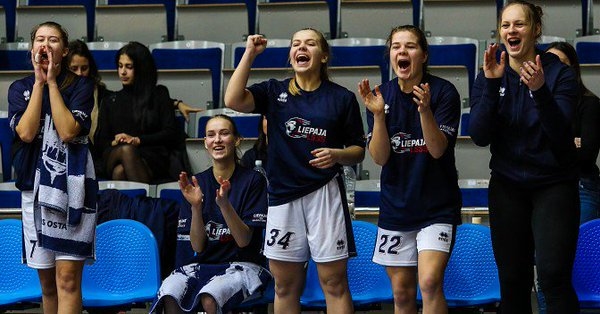 "Liepāja"/LSSS un "TTT Rīga - Kadetes" basketbolistes svin uzvaras Baltijas līgas mačos