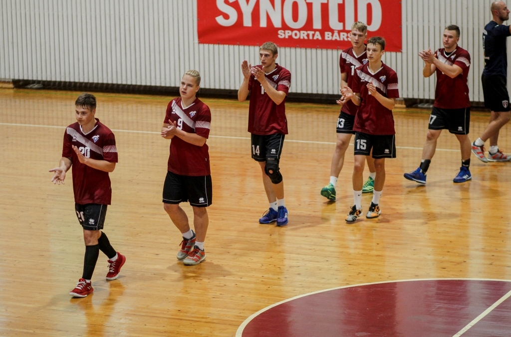 "Vaiņodes" handbolisti Ludzā vēl vienu pārsteigumu nesagādā