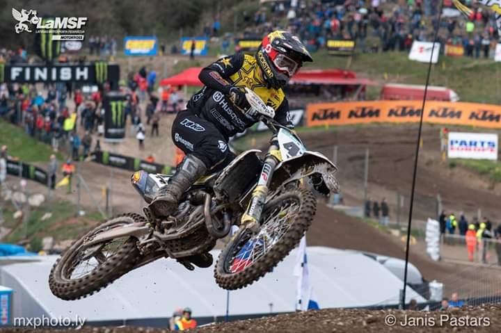 Jonasam septītā vieta pasaules čempionāta posma kvalifikācijā