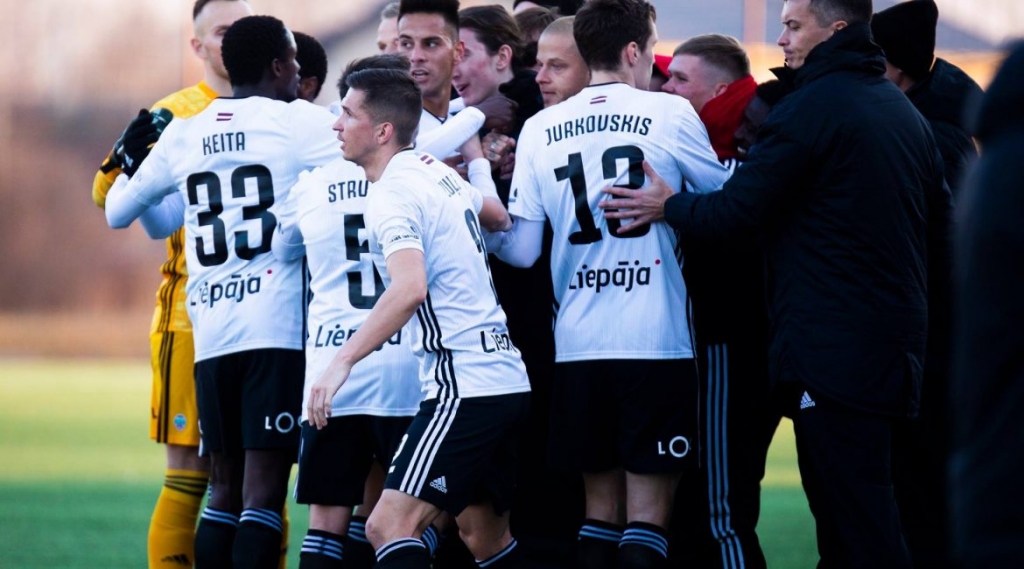 "Liepāja" ar kurioziem vārtiem nodrošina uzvaru pār "Metta" futbolistiem