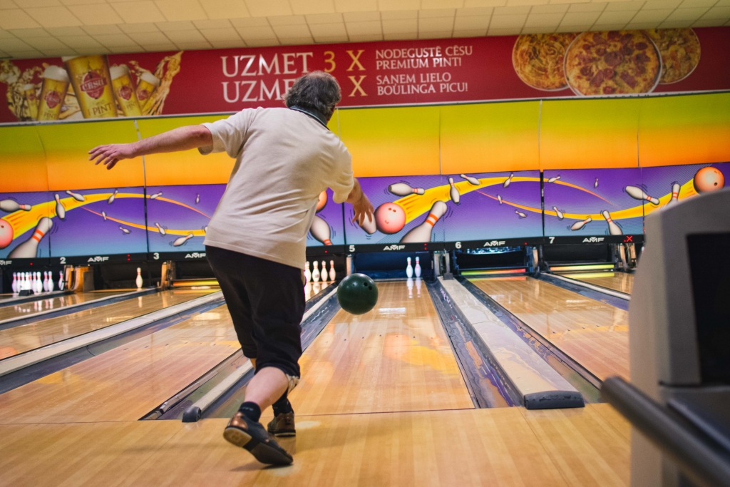 Rekordliels dalībnieku skaits piedalās Liepājas boulinga čempionāta trešajā posmā