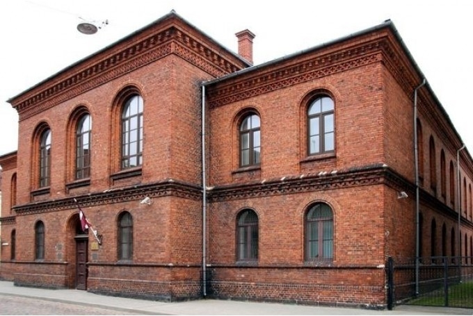 Prokuratūra nav apmierināta ar Liepājas pedofilu lietā piespriesto sodu
