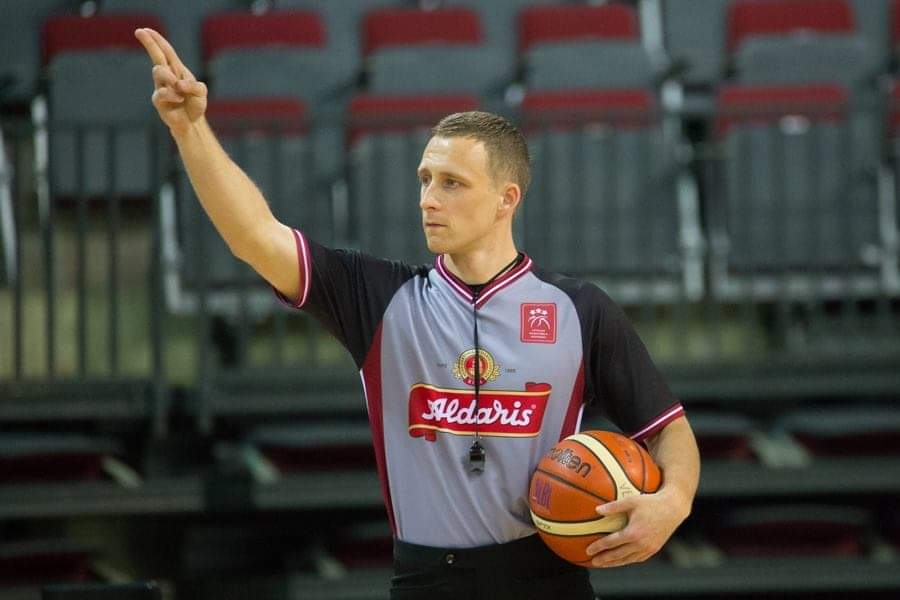 Liepājas tiesnesis Kozlovskis šogad apkalpos arī Eiropas čempionātu basketbolā sievietēm