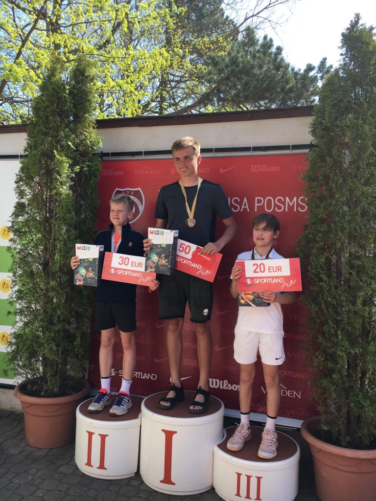 Liepājā aizvadītas pirmās tenisa sacensības šosezon