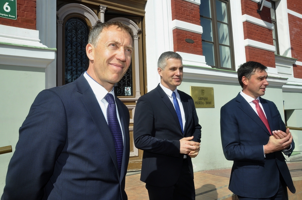 Valsts prezidents apmeklē Liepāju un Pāvilostu