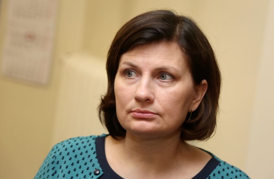 Jaunajā veselības apdrošināšanas sistēmā neapdrošinātajiem grib piedāvāt noteikt mazu, bet obligātu iemaksu