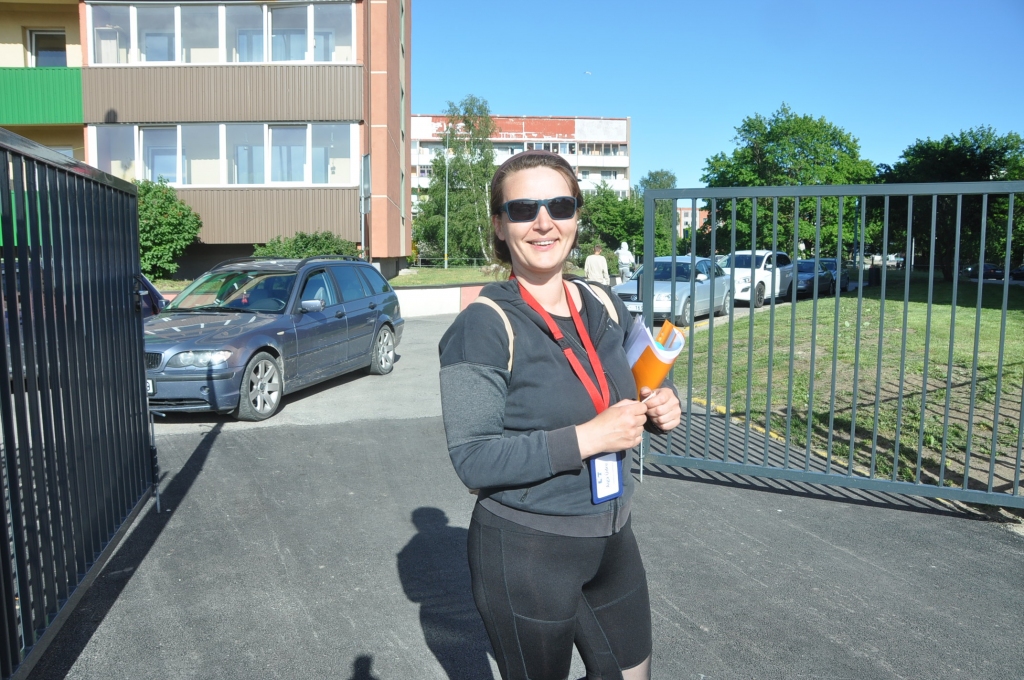 FOTO: Atklāj Liepājas Valsts tehnikuma atjaunoto sporta laukumu