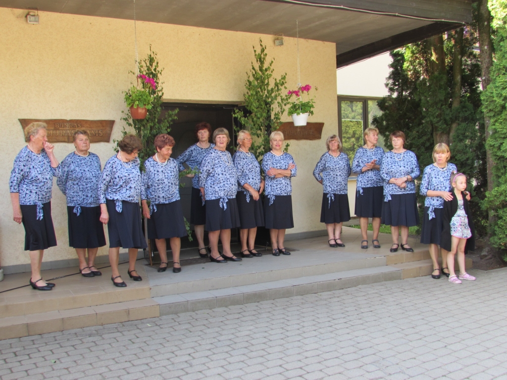 FOTO: 6.Lejaskurzemes senioru zaļumballe Bunkā