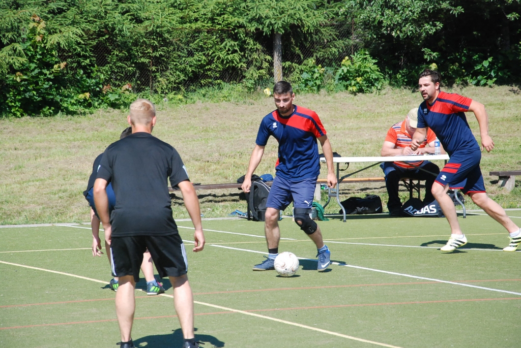 FOTO: Ar "Dunalkas" pārākumu Aizputē noslēdzas pirmais Līgo turnīrs futbolā