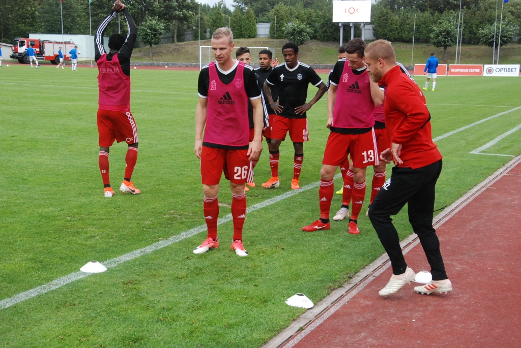 FOTO: "Liepāja" Eiropas līgas kvalifikācijas ievadā izlaiž uzvaru un izglābjas no zaudējuma pret Minskas "Dinamo"