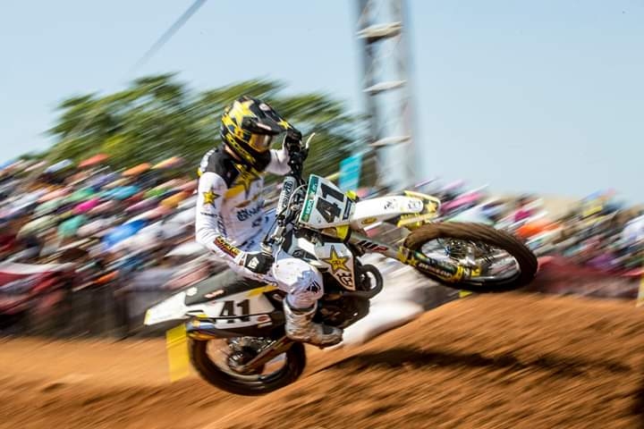 FOTO: Jonasam diskvalifikācija un otrā vieta Āzijas "Grand Prix" braucienos