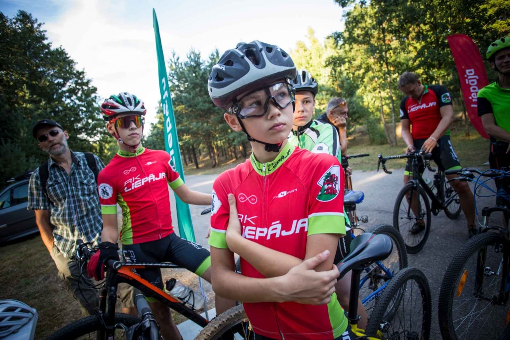 Ar riteņbraukšanas pamatu nostiprināšanu turpinās gatavoties "Liepājas velodienai"