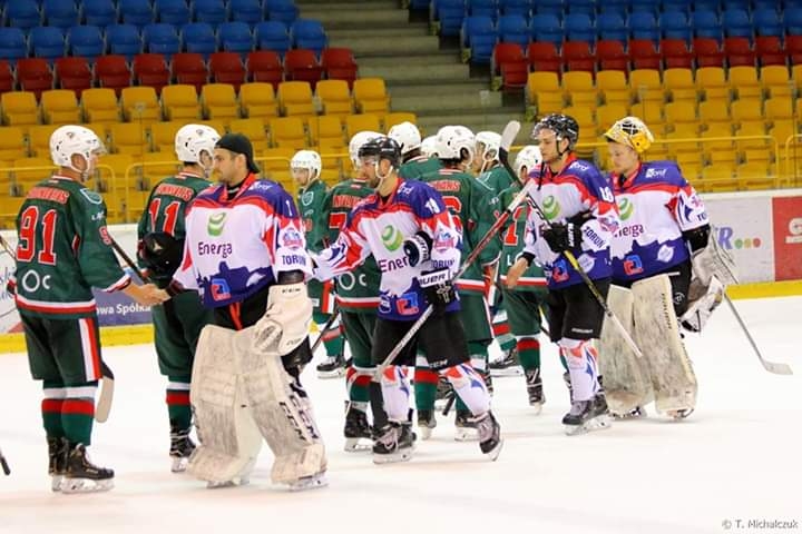 "Liepājas" hokejistiem uzvara un zaudējums pārbaudes spēlēs pret Polijas komandām