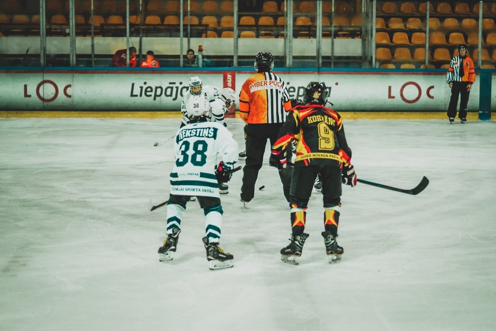 FOTO: Aizvadīts "Amber Puck 2019" hokeja turnīrs U11 un U13 grupās
