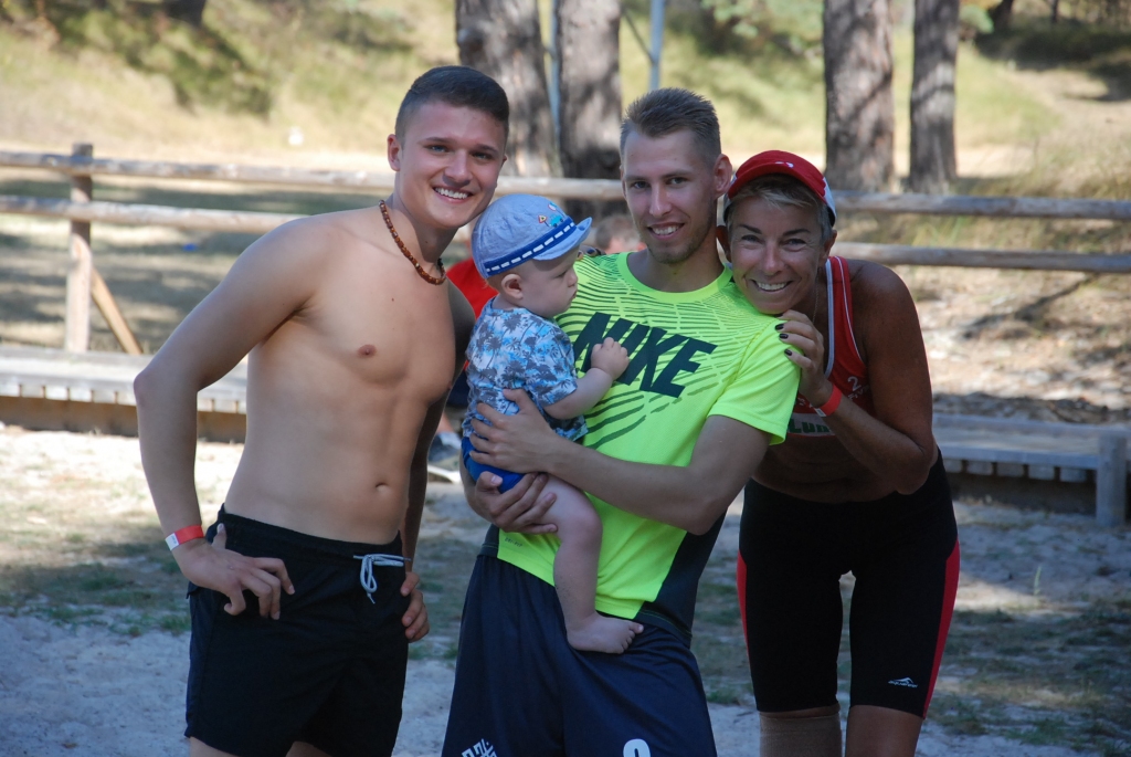 FOTO: Bernātos cīnās "Čiekurkausā 2019"