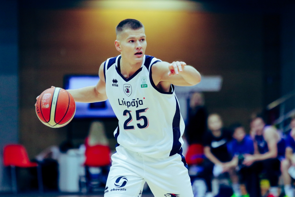 "Liepājas" basketbolisti piedzīvo smagu zaudējumu pret "Ventspili"